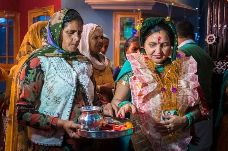 Aunties, Algorithms, and Atta: How Punjabi Elders Are Quietly Mastering the Matchmaking App Era